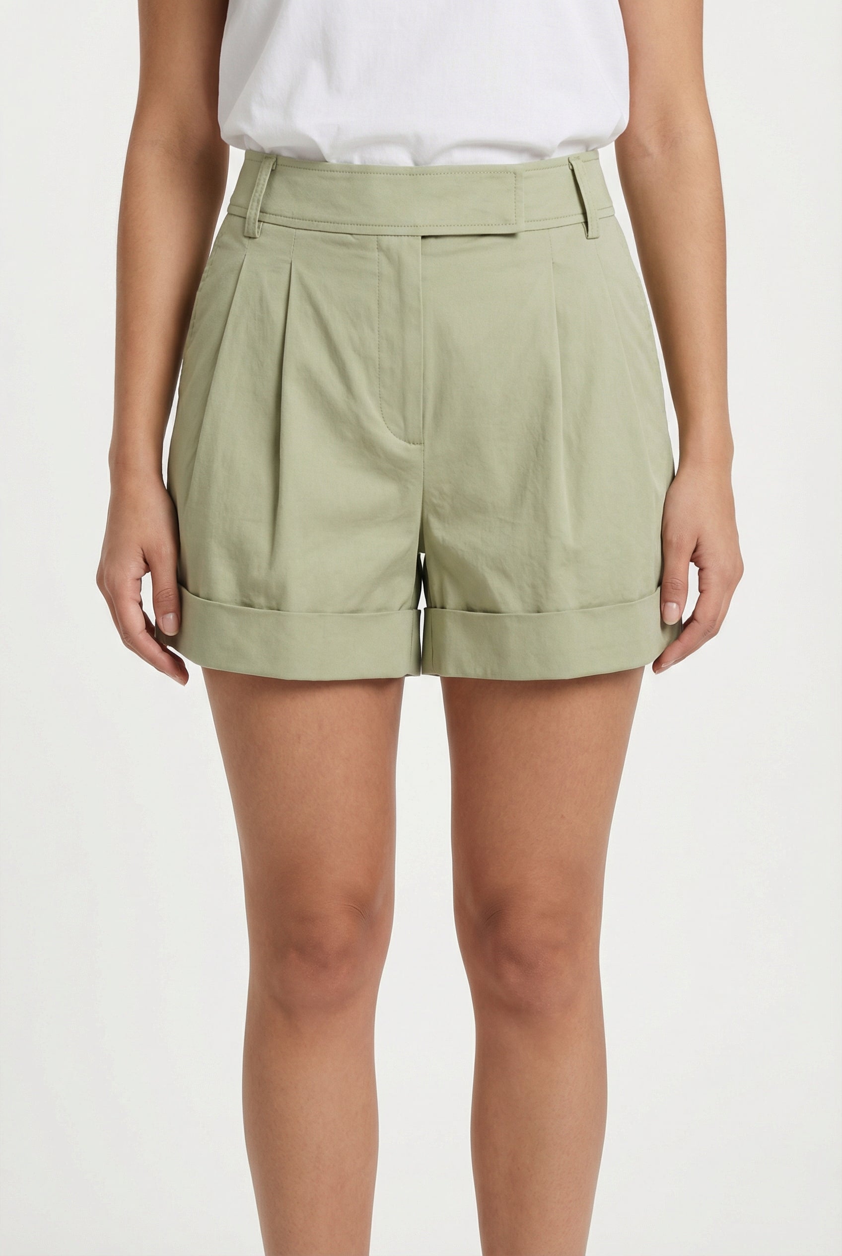 Tailored Pleated Cuffed Shorts