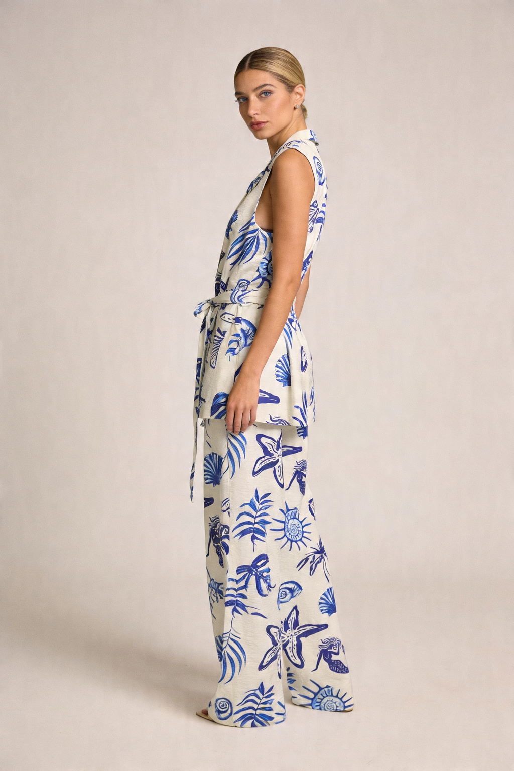 Coastal Motif Belted Vest Set