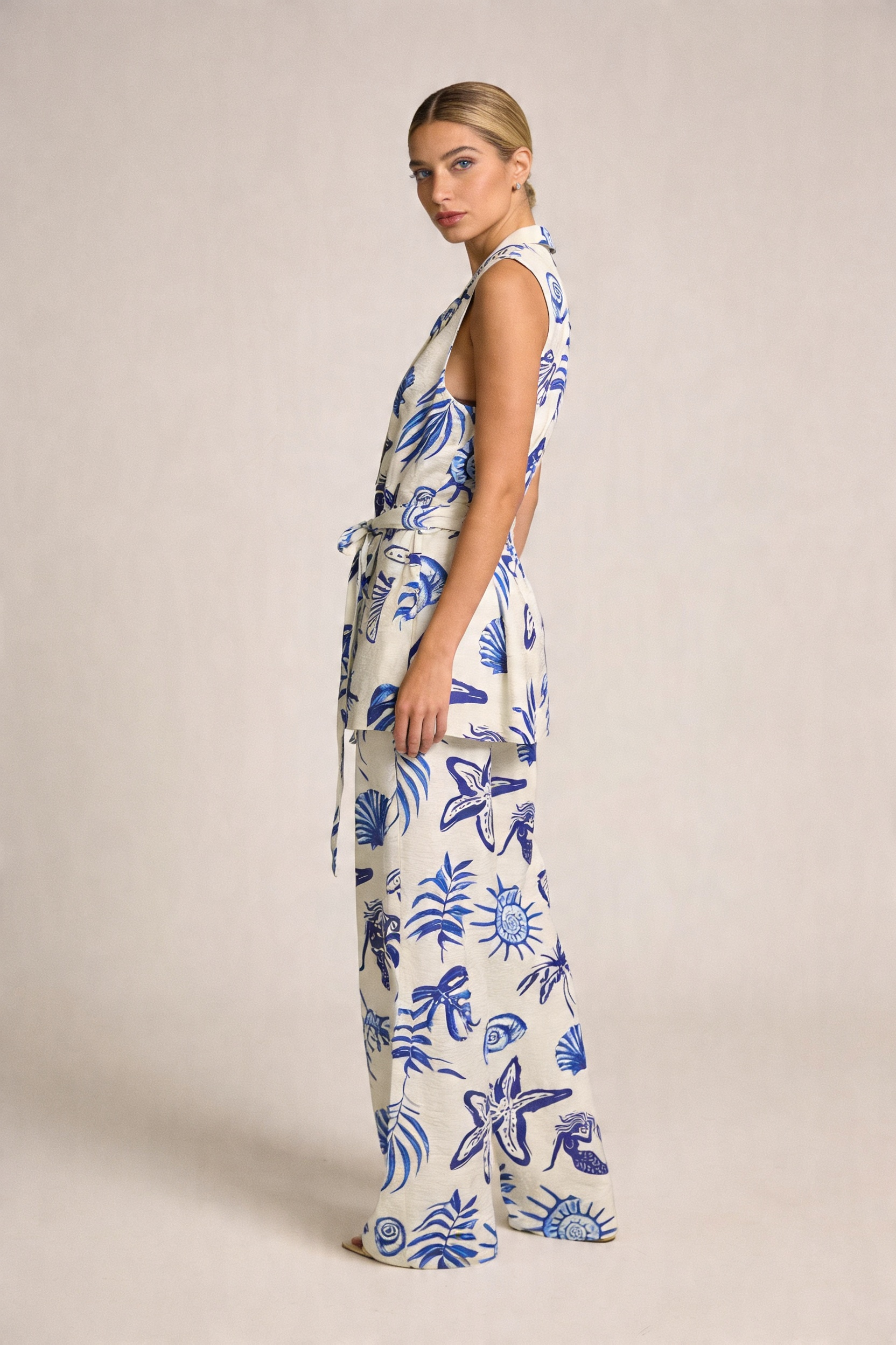 Coastal Motif Belted Vest Set