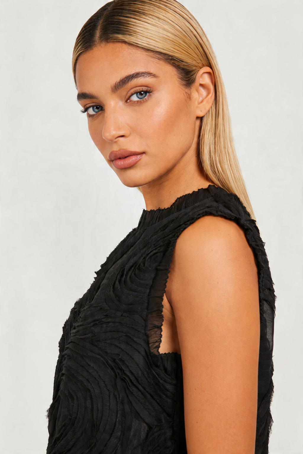 Textured 3D Swirl Sleeveless Blouse
